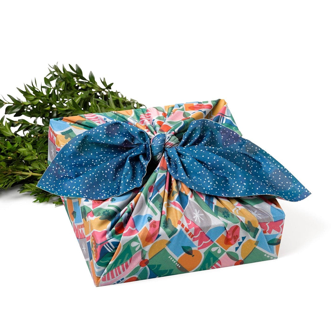 Papel de regalo Furoshiki de tela reutilizable de 28" con formas vintage y nieve (paquete de 2)